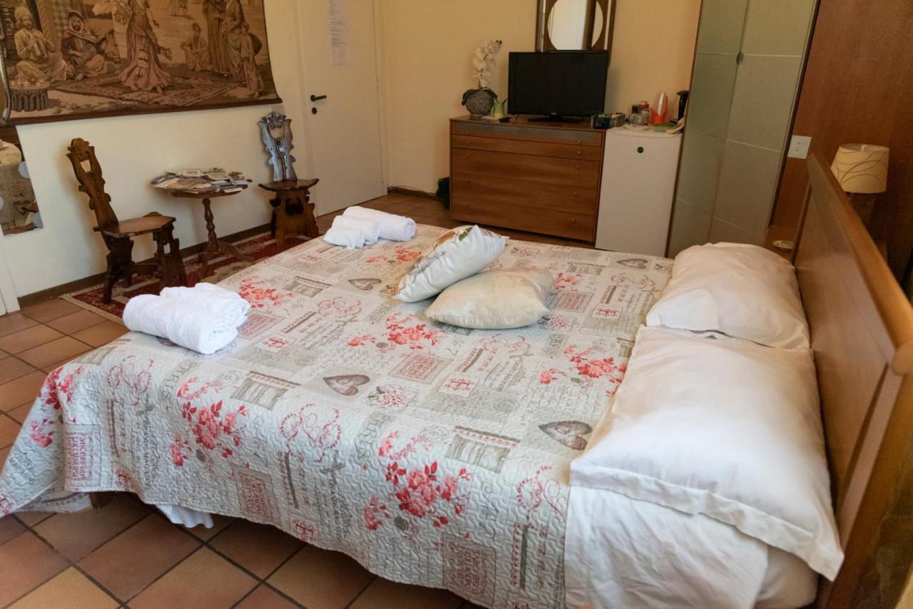 Hause Megghi Apartment Gambassi Terme Exterior foto